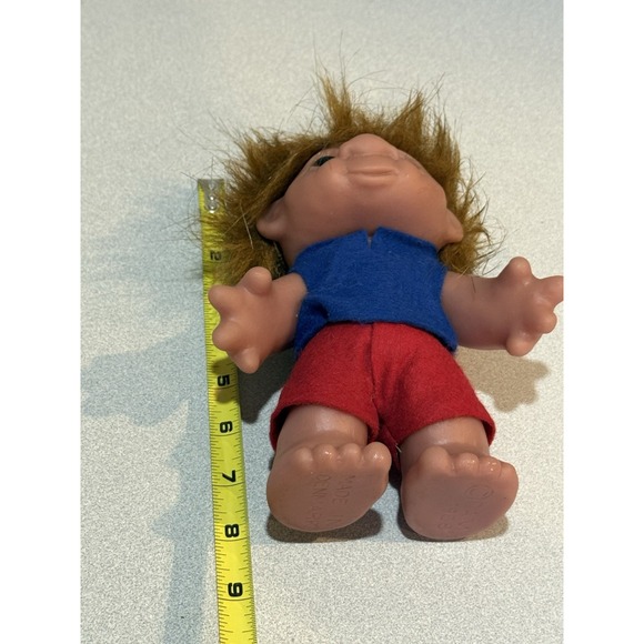 TROLL DOLL Thomas Dam Denmark Vintage 1988 Golden Brown Hair Blue Top Red Shorts - Picture 3 of 5